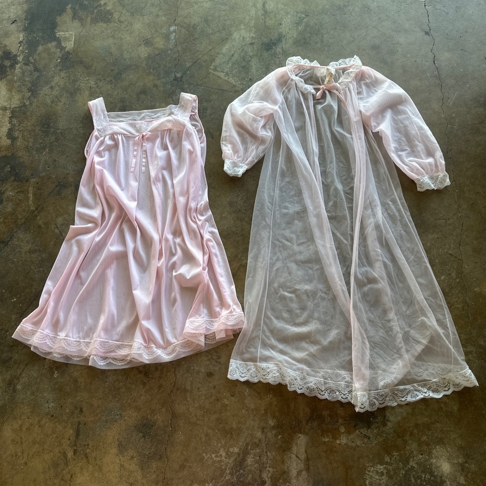 Vintage 60s pink chiffon peignoir matching set - Picture 2 of 6